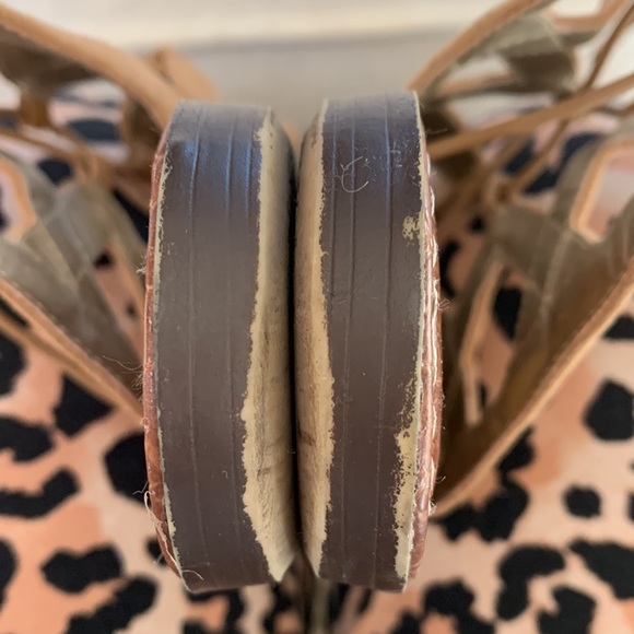 Sam Edelman Tan Gladiator sandal -7 - Picture 4 of 7